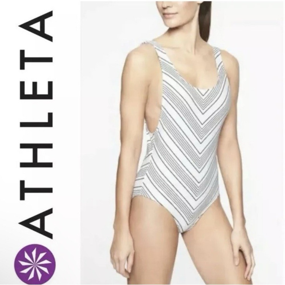 Athleta Swimsuit 36 D DD One Piece Bathing Suit Chevron Scoop Beach Resort Sport